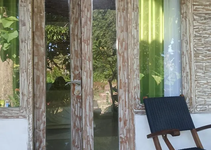 Green Villas Lembongan Villa *